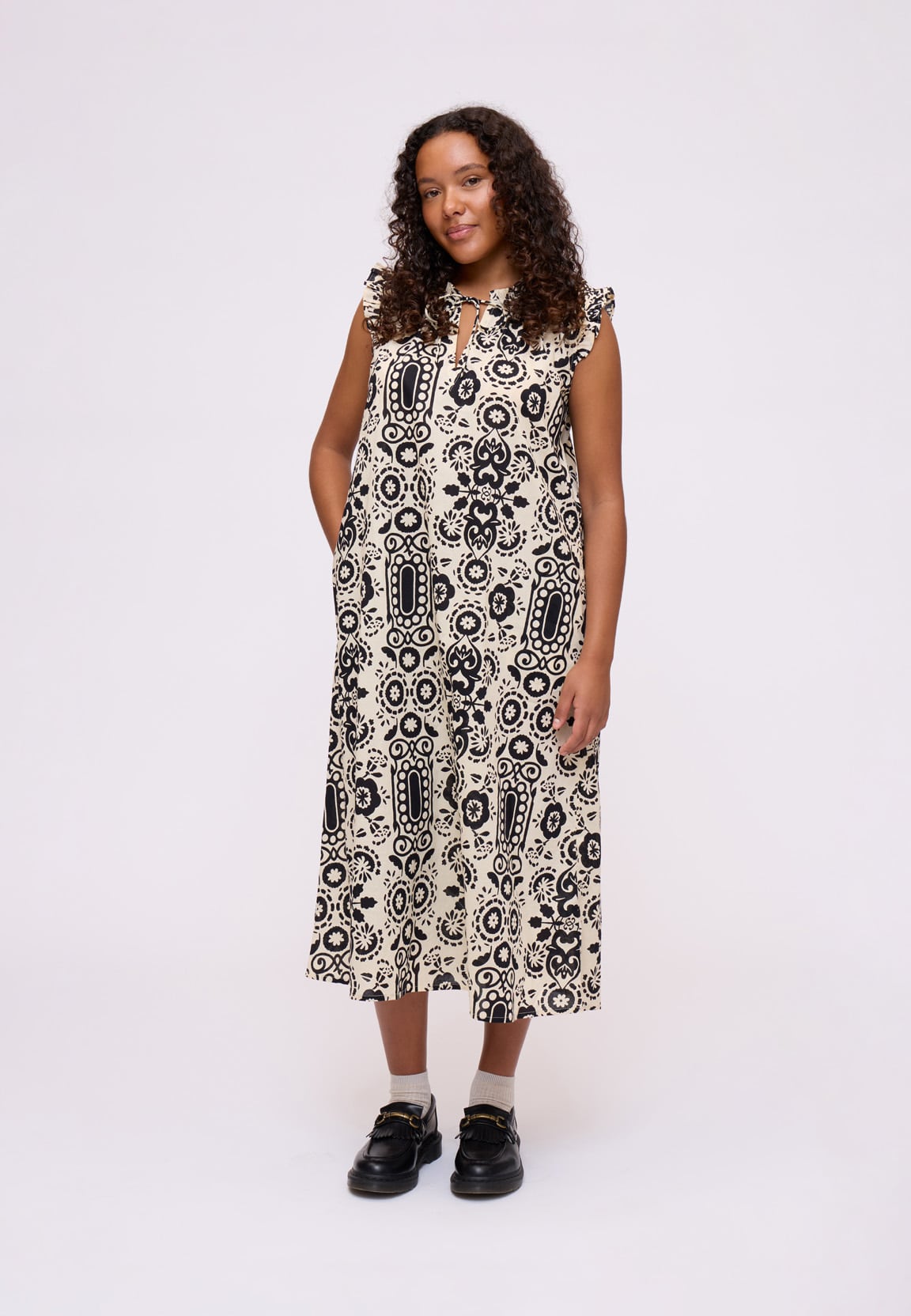 AnnieNN Dress Short Sleeve - Midi dressesNoa Noa