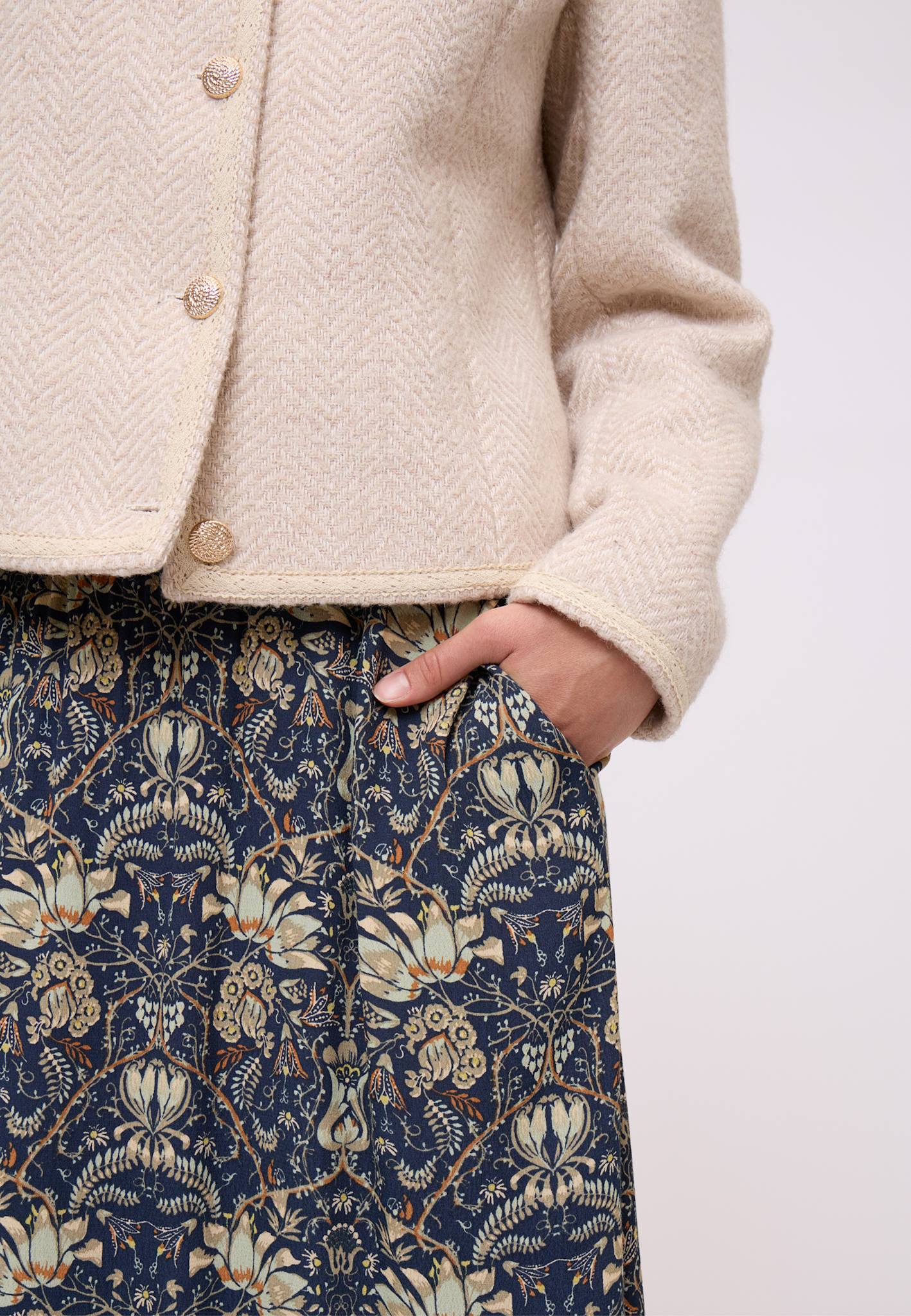 BellaNN Skirt - Midi SkirtsNoa Noa