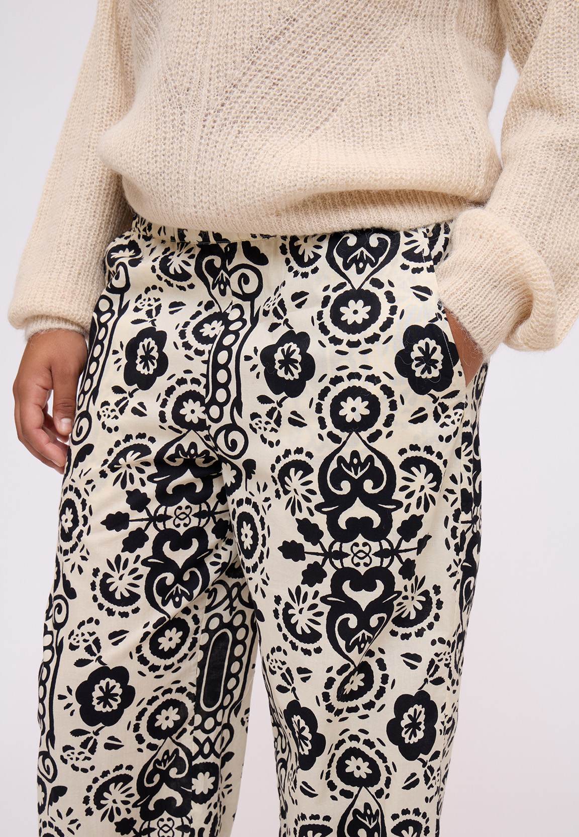 AnnieNN Trousers - Relaxed trousersNoa Noa